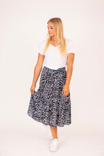 Load image into Gallery viewer, Scarsdale Skirt
